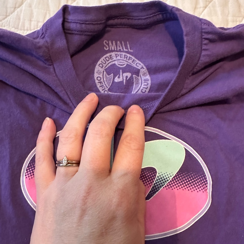 GUC, Dude Perfect Official Tee Shirt Club tee, adult small - Picture 4 of 4